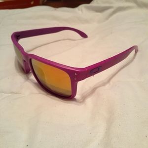 Oakley Holbrook Sunglasses Pink W/ Purple